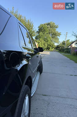Внедорожник / Кроссовер Mercedes-Benz M-Class 2010 в 