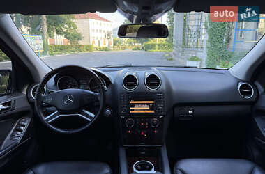 Внедорожник / Кроссовер Mercedes-Benz M-Class 2010 в 