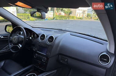 Внедорожник / Кроссовер Mercedes-Benz M-Class 2010 в 