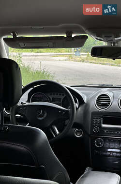 Внедорожник / Кроссовер Mercedes-Benz M-Class 2006 в 