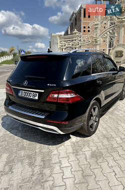 Внедорожник / Кроссовер Mercedes-Benz M-Class 2013 в 
