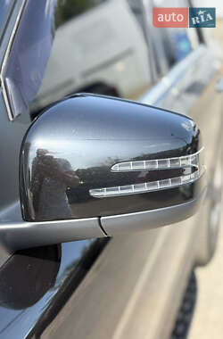 Внедорожник / Кроссовер Mercedes-Benz M-Class 2013 в 