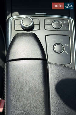 Внедорожник / Кроссовер Mercedes-Benz M-Class 2013 в 