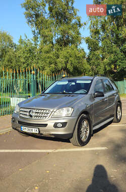 Внедорожник / Кроссовер Mercedes-Benz M-Class 2007 в 