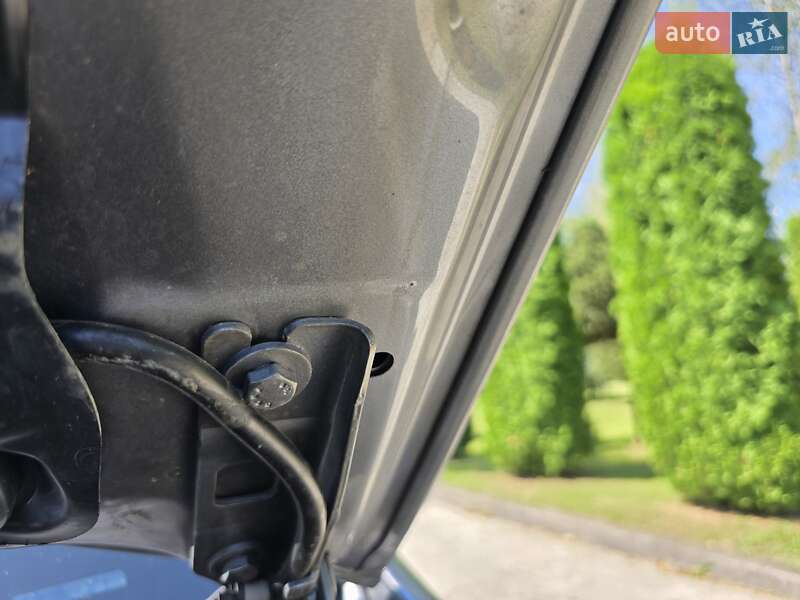 Позашляховик / Кросовер Mercedes-Benz M-Class 2010 в Калуші фото 58 Позашляховик / Кросовер Mercedes-Benz M-Class 2010 в Калуші