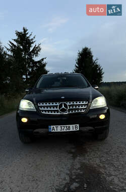 Внедорожник / Кроссовер Mercedes-Benz M-Class 2006 в Ивано-Франковске