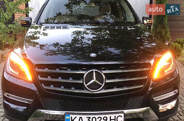 Внедорожник / Кроссовер Mercedes-Benz M-Class 2015 в Черкассах