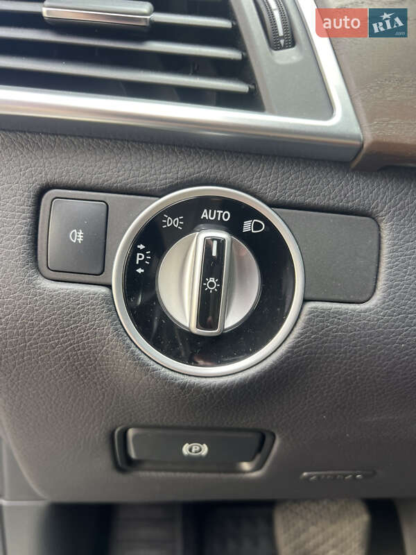 Внедорожник / Кроссовер Mercedes-Benz M-Class 2014 в Львове