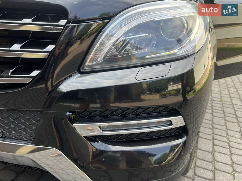 Внедорожник / Кроссовер Mercedes-Benz M-Class 2014 в Львове