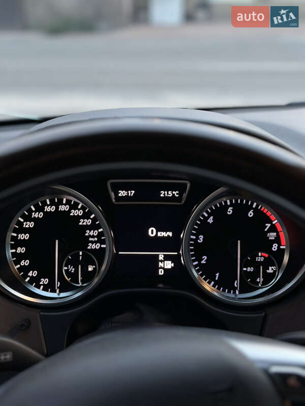Внедорожник / Кроссовер Mercedes-Benz M-Class 2012 в Киеве