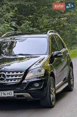 Внедорожник / Кроссовер Mercedes-Benz M-Class 2008 в 