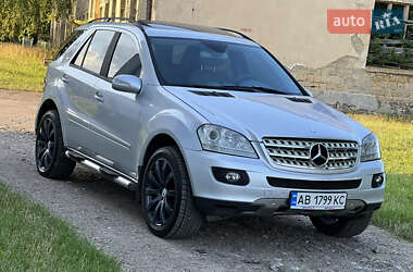 Внедорожник / Кроссовер Mercedes-Benz M-Class 2005 в 