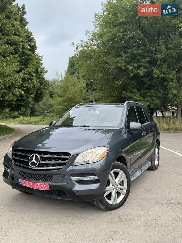 Внедорожник / Кроссовер Mercedes-Benz M-Class 2014 в Калуше