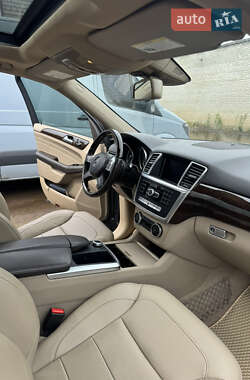 Внедорожник / Кроссовер Mercedes-Benz M-Class 2014 в 