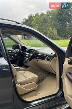Внедорожник / Кроссовер Mercedes-Benz M-Class 2014 в 