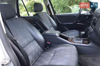 Внедорожник / Кроссовер Mercedes-Benz M-Class 2002 в 
