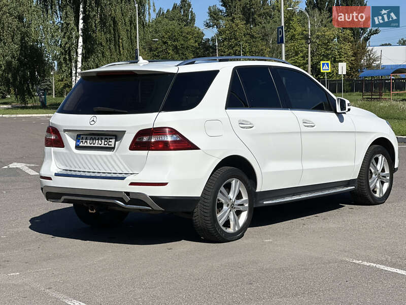 Позашляховик / Кросовер Mercedes-Benz M-Class 2015 в Києві