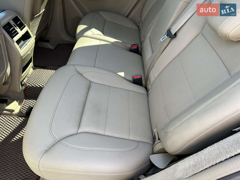 Позашляховик / Кросовер Mercedes-Benz M-Class 2015 в Києві