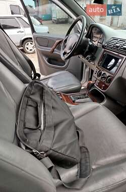 Позашляховик / Кросовер Mercedes-Benz M-Class 1998 в 