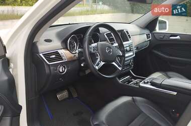 Внедорожник / Кроссовер Mercedes-Benz M-Class 2013 в 