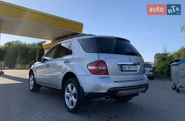 Внедорожник / Кроссовер Mercedes-Benz M-Class 2006 в 