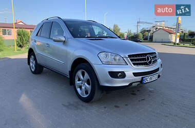 Внедорожник / Кроссовер Mercedes-Benz M-Class 2006 в 