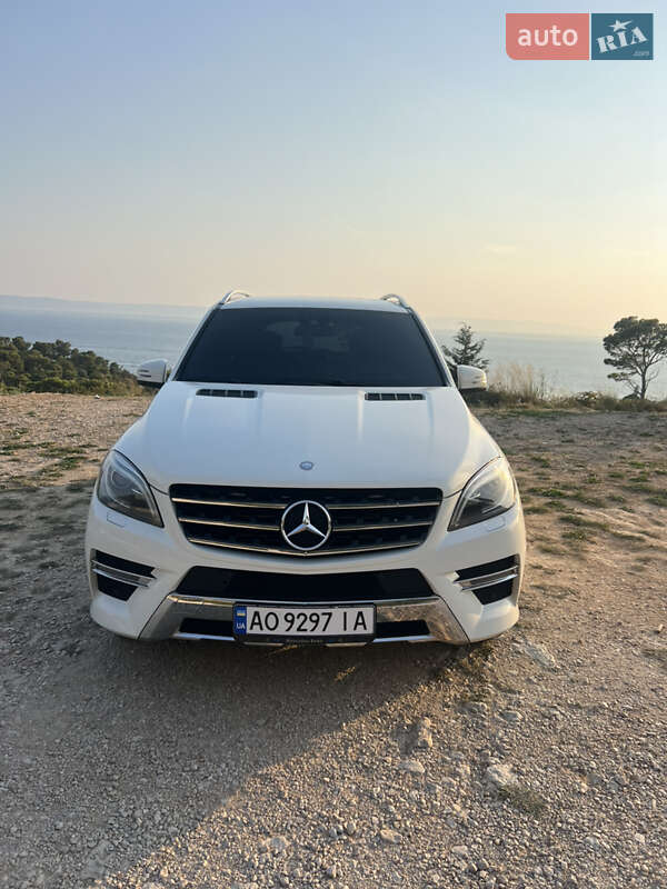 Внедорожник / Кроссовер Mercedes-Benz M-Class 2012 в Виноградове