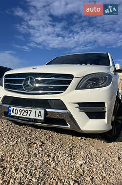 Внедорожник / Кроссовер Mercedes-Benz M-Class 2012 в 