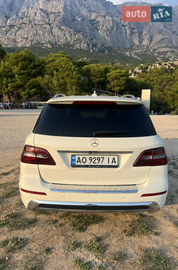 Внедорожник / Кроссовер Mercedes-Benz M-Class 2012 в 