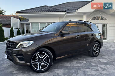 Внедорожник / Кроссовер Mercedes-Benz M-Class 2011 в 