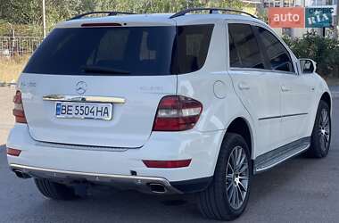 Внедорожник / Кроссовер Mercedes-Benz M-Class 2009 в 