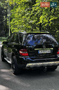 Внедорожник / Кроссовер Mercedes-Benz M-Class 2007 в 