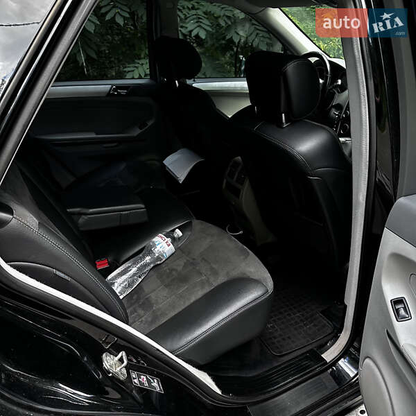 Внедорожник / Кроссовер Mercedes-Benz M-Class 2007 в Киеве