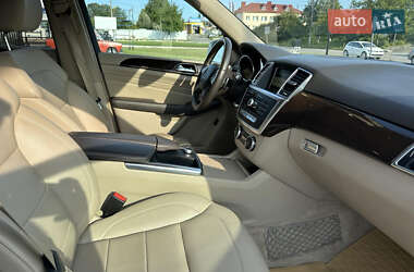 Внедорожник / Кроссовер Mercedes-Benz M-Class 2012 в 