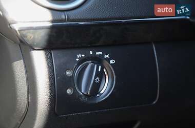 Внедорожник / Кроссовер Mercedes-Benz M-Class 2011 в 
