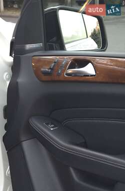 Внедорожник / Кроссовер Mercedes-Benz M-Class 2012 в 