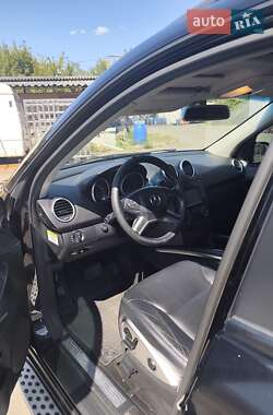 Внедорожник / Кроссовер Mercedes-Benz M-Class 2008 в 