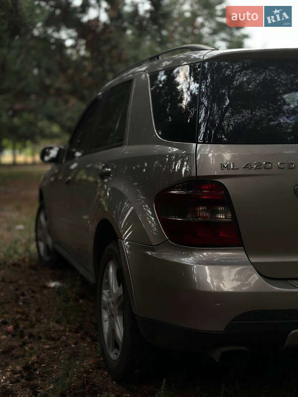 Внедорожник / Кроссовер Mercedes-Benz M-Class 2008 в Павлограде