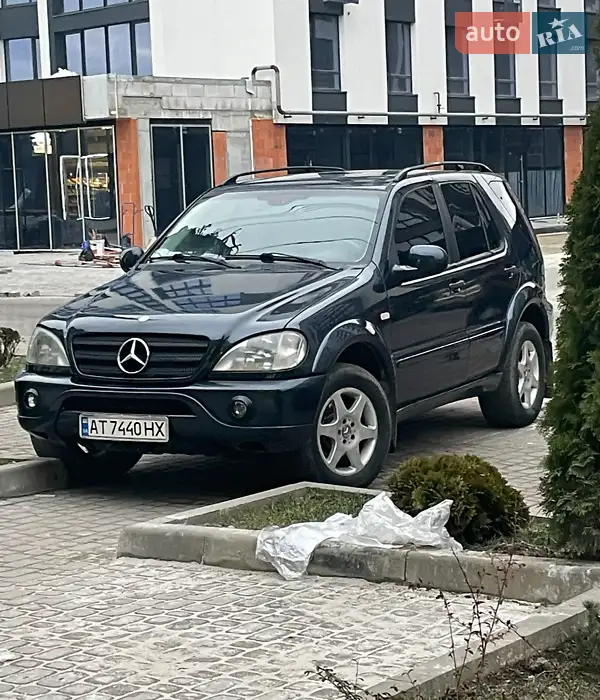 Mercedes-Benz M-Class 2001