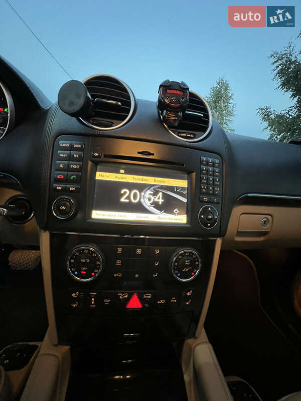 Позашляховик / Кросовер Mercedes-Benz M-Class 2009 в Вараші