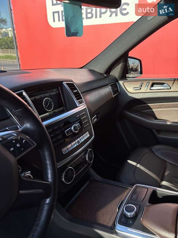 Внедорожник / Кроссовер Mercedes-Benz M-Class 2014 в Виннице