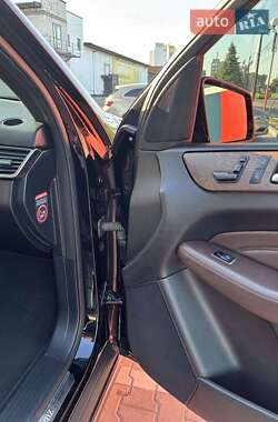 Внедорожник / Кроссовер Mercedes-Benz M-Class 2014 в 