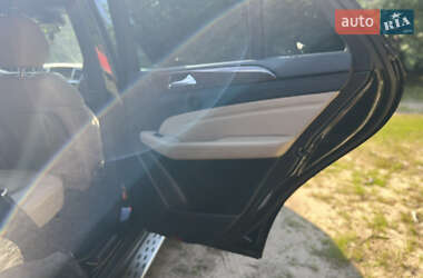 Внедорожник / Кроссовер Mercedes-Benz M-Class 2012 в 