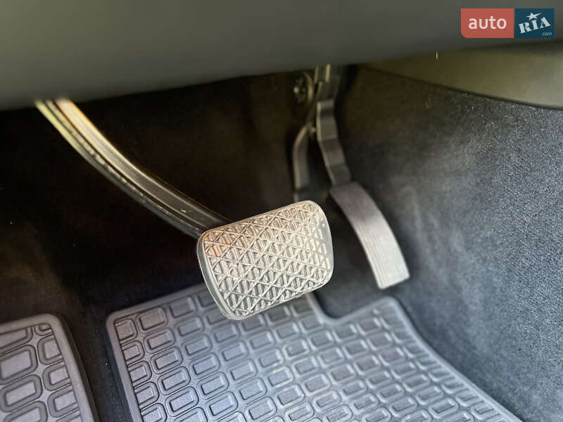 Внедорожник / Кроссовер Mercedes-Benz M-Class 2012 в Костополе фото 12 Внедорожник / Кроссовер Mercedes-Benz M-Class 2012 в Костополе