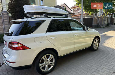 Внедорожник / Кроссовер Mercedes-Benz M-Class 2013 в 