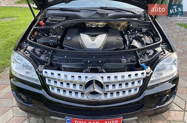 Внедорожник / Кроссовер Mercedes-Benz M-Class 2007 в 