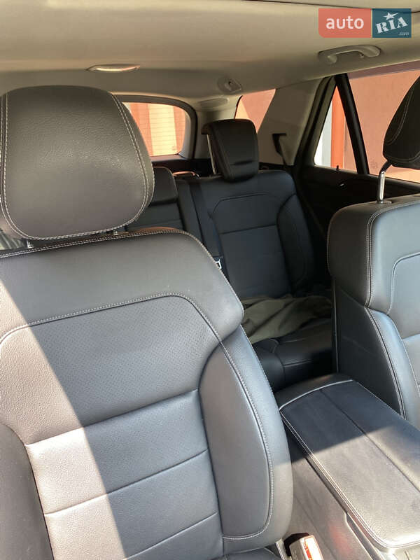 Внедорожник / Кроссовер Mercedes-Benz M-Class 2015 в Заставной фото 14 Внедорожник / Кроссовер Mercedes-Benz M-Class 2015 в Заставной