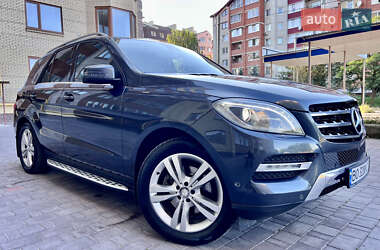 Внедорожник / Кроссовер Mercedes-Benz M-Class 2013 в 