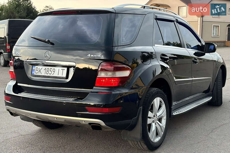 Внедорожник / Кроссовер Mercedes-Benz M-Class 2008 в Сарнах