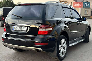 Внедорожник / Кроссовер Mercedes-Benz M-Class 2008 в 